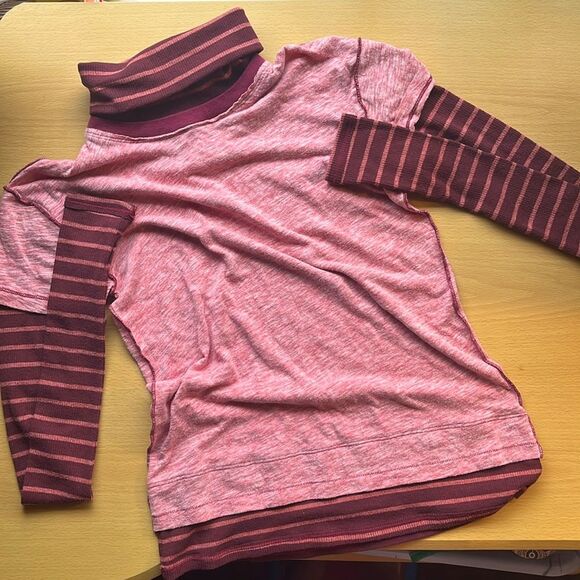 Free People Piper Twofer Turtleneck Tee Size XS - Picture 2 of 4